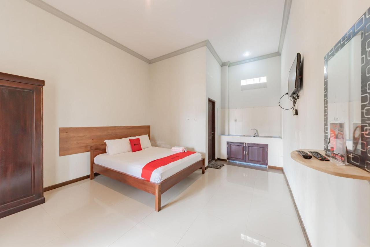 Reddoorz Near Gor Sempaja Samarinda Hotell Exteriör bild