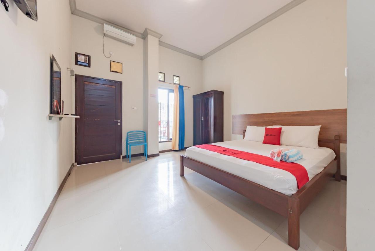Reddoorz Near Gor Sempaja Samarinda Hotell Exteriör bild