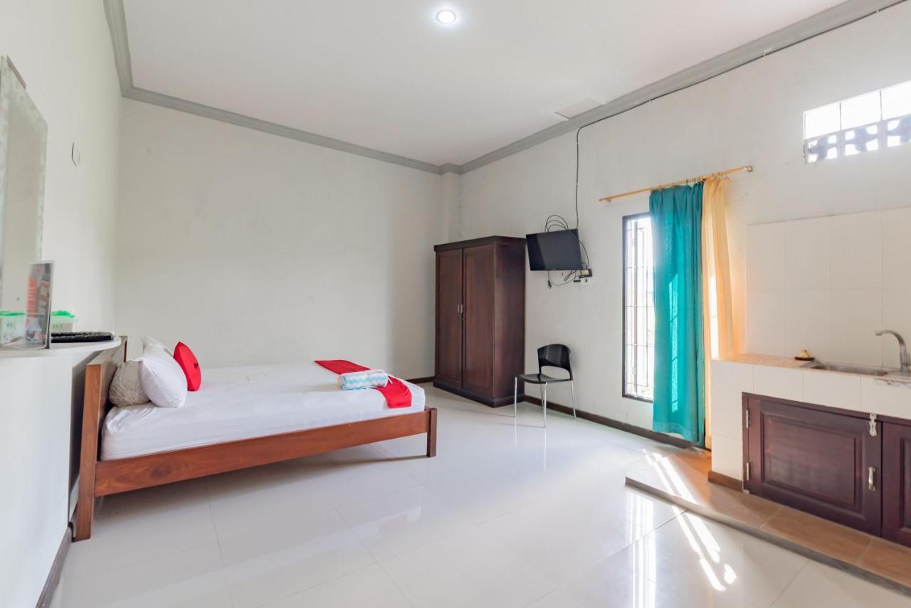 Reddoorz Near Gor Sempaja Samarinda Hotell Exteriör bild