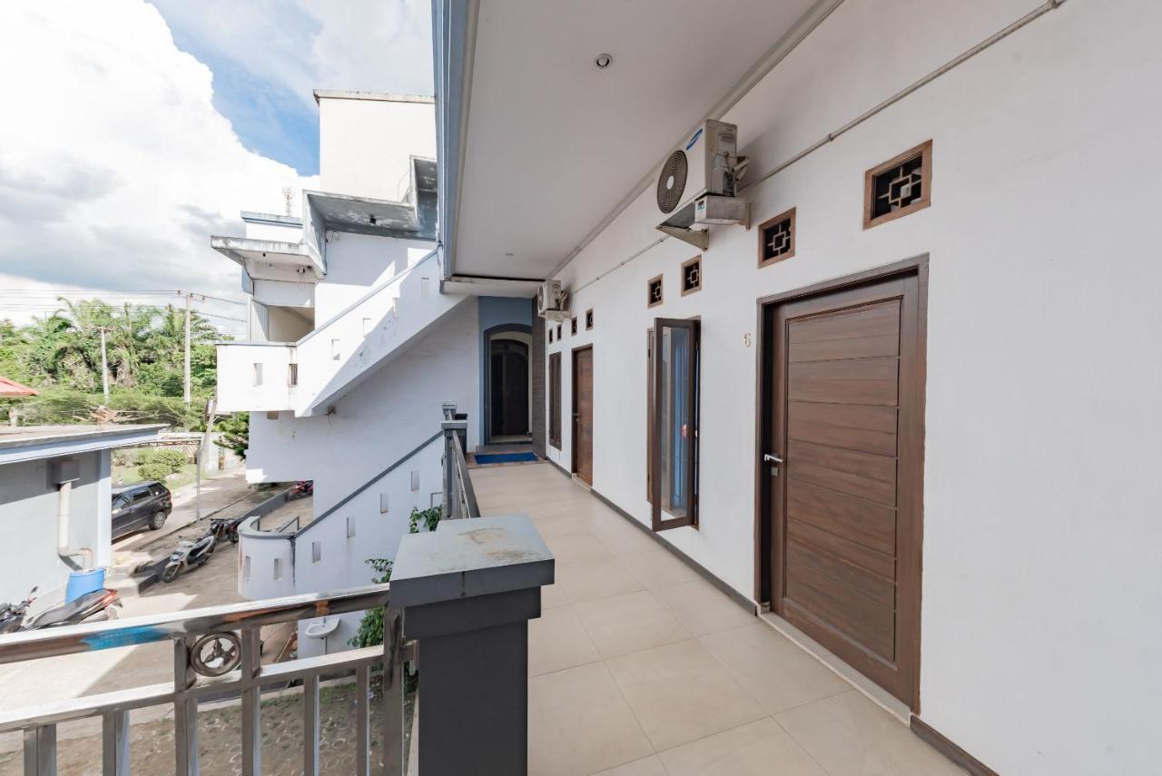 Reddoorz Near Gor Sempaja Samarinda Hotell Exteriör bild